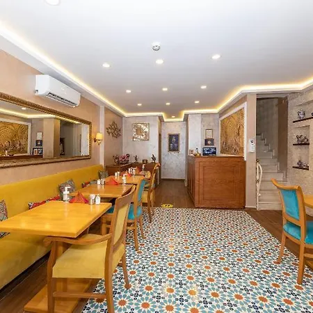 Royan איסטמבול